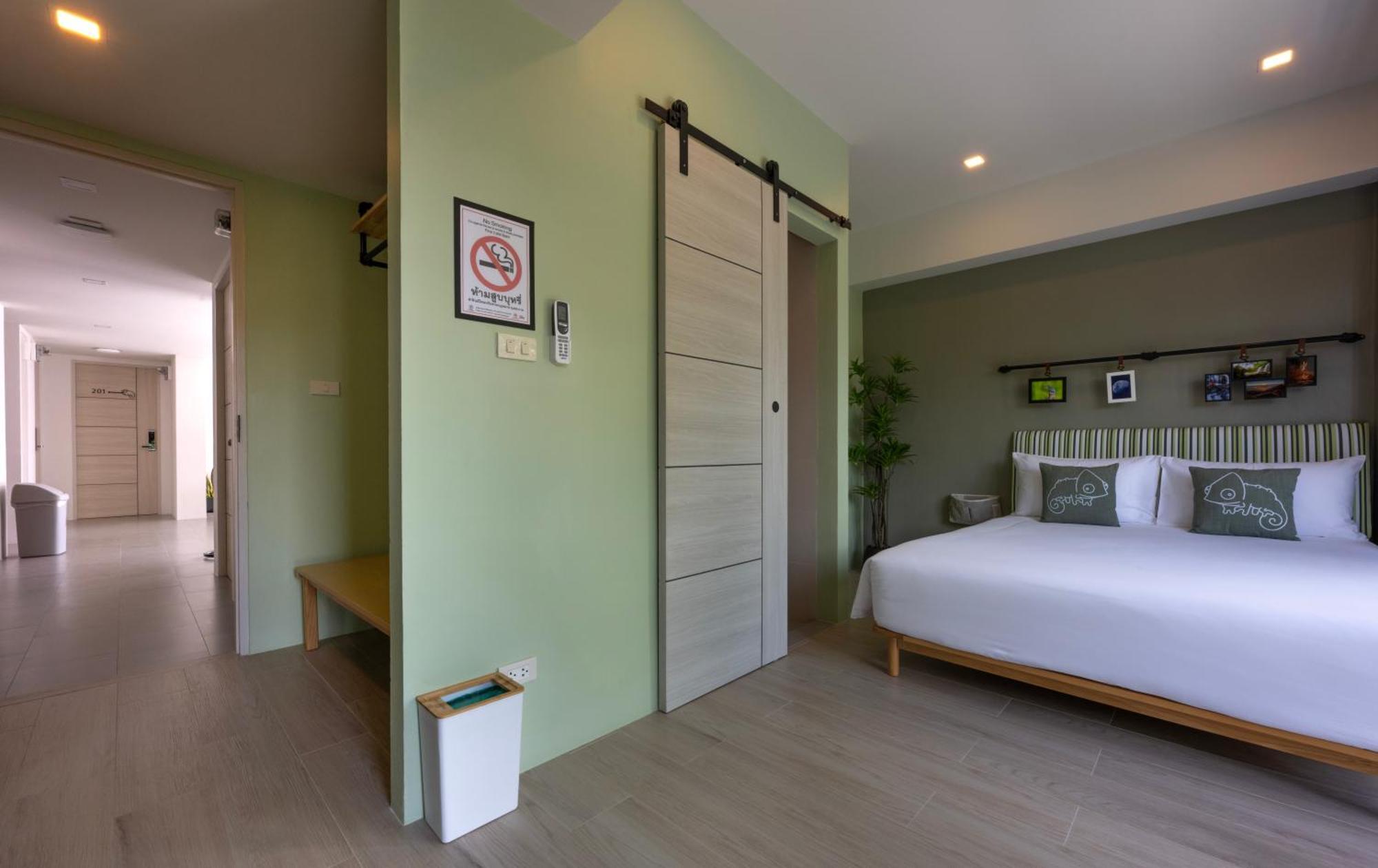 Chamemon Bed Phuket Town Exterior foto