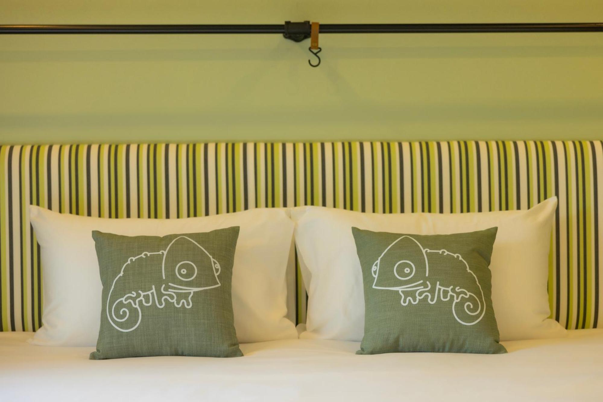 Chamemon Bed Phuket Town Exterior foto